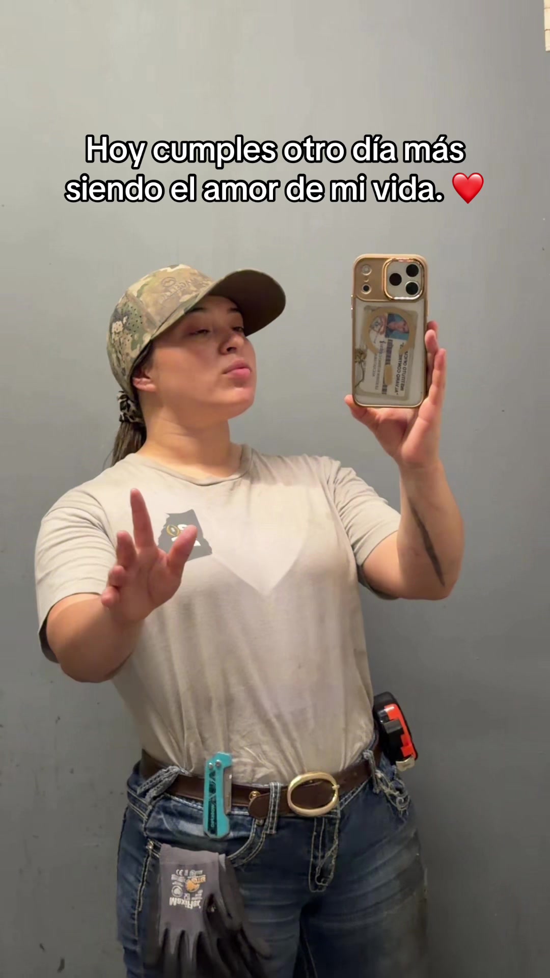 @Vaquerita👩🏻&zwj;🌾 latina
