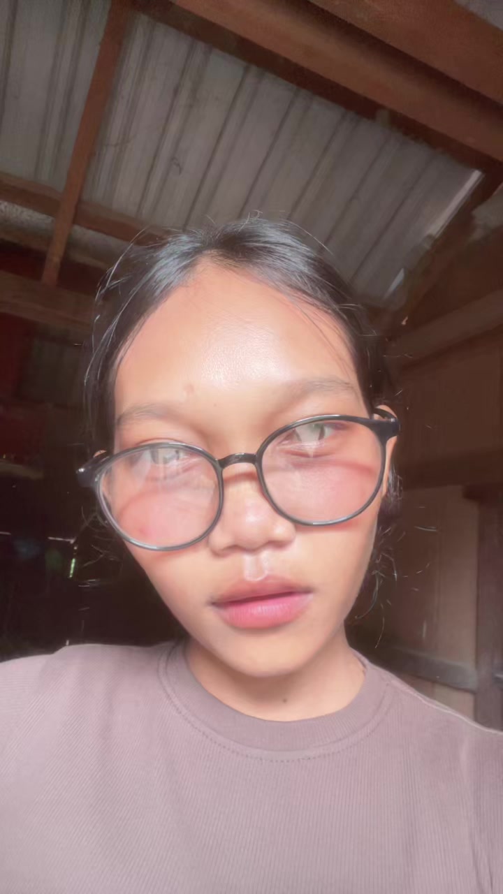 @ឡៃសឿន🪷💕