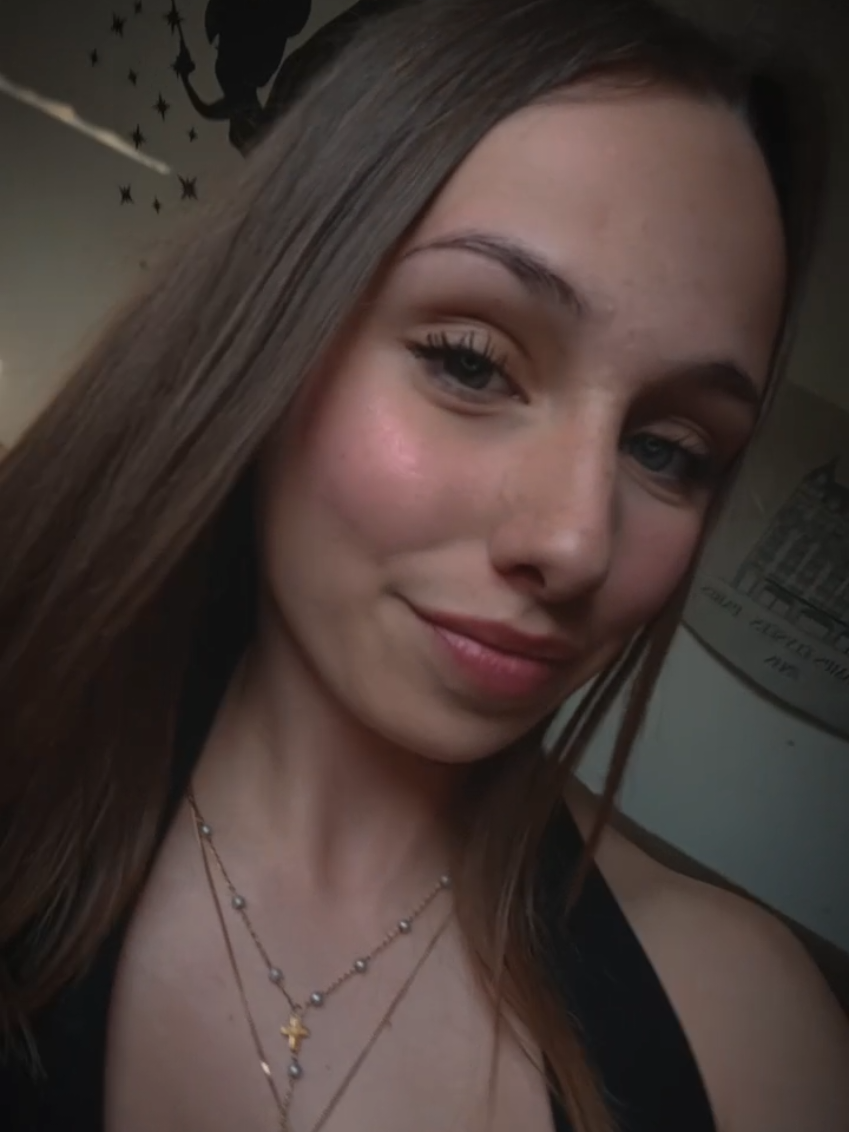@Louise🌹