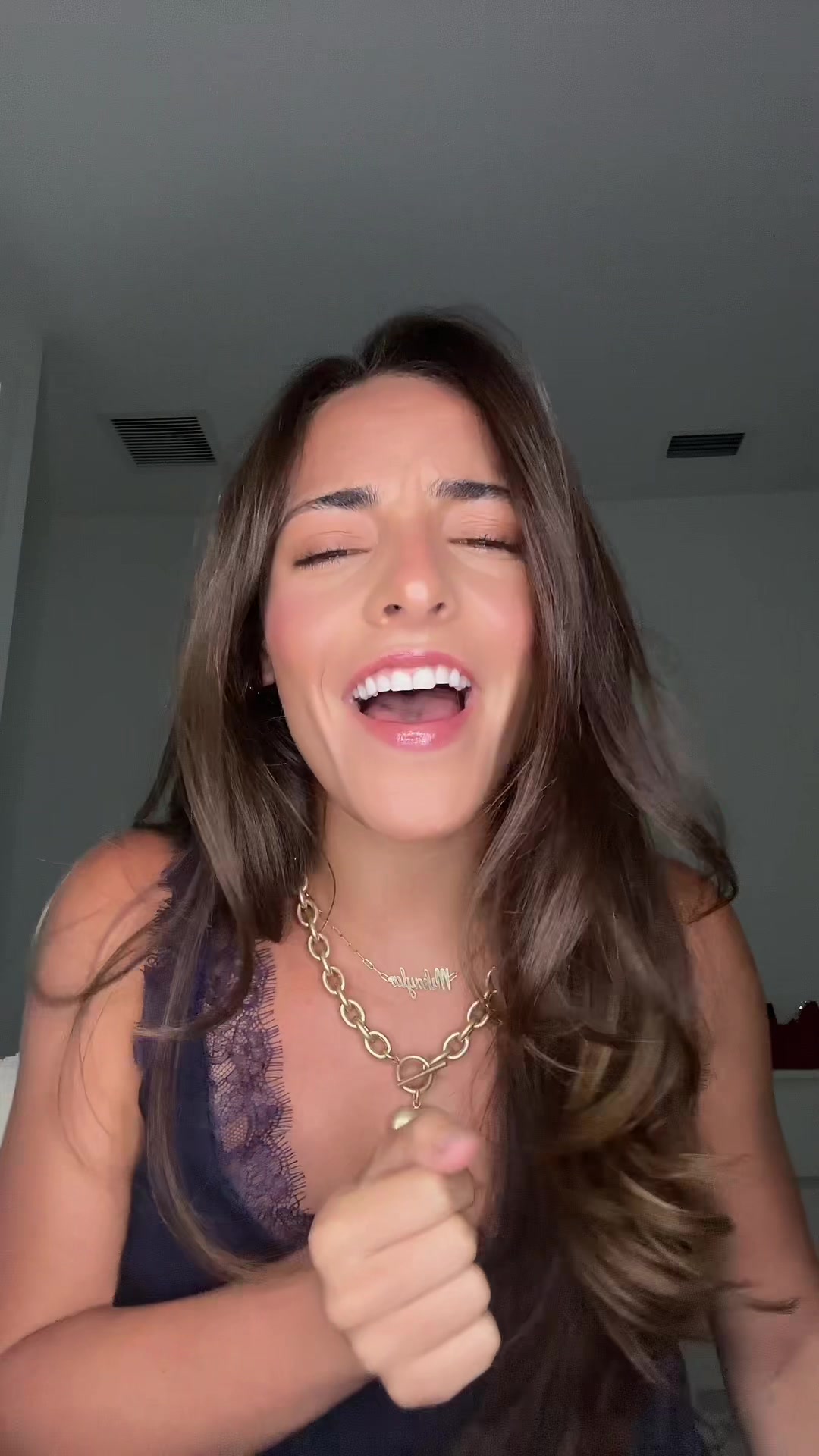 @mikayla