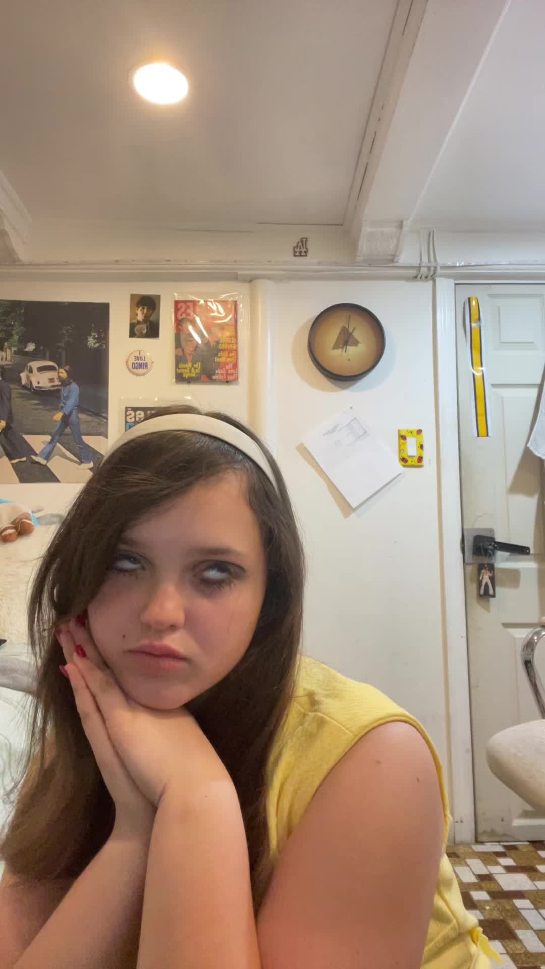 @🪲𝓋𝒾𝒸𝓉ℴ𝓇𝒾𝒶𓆣(go to him)