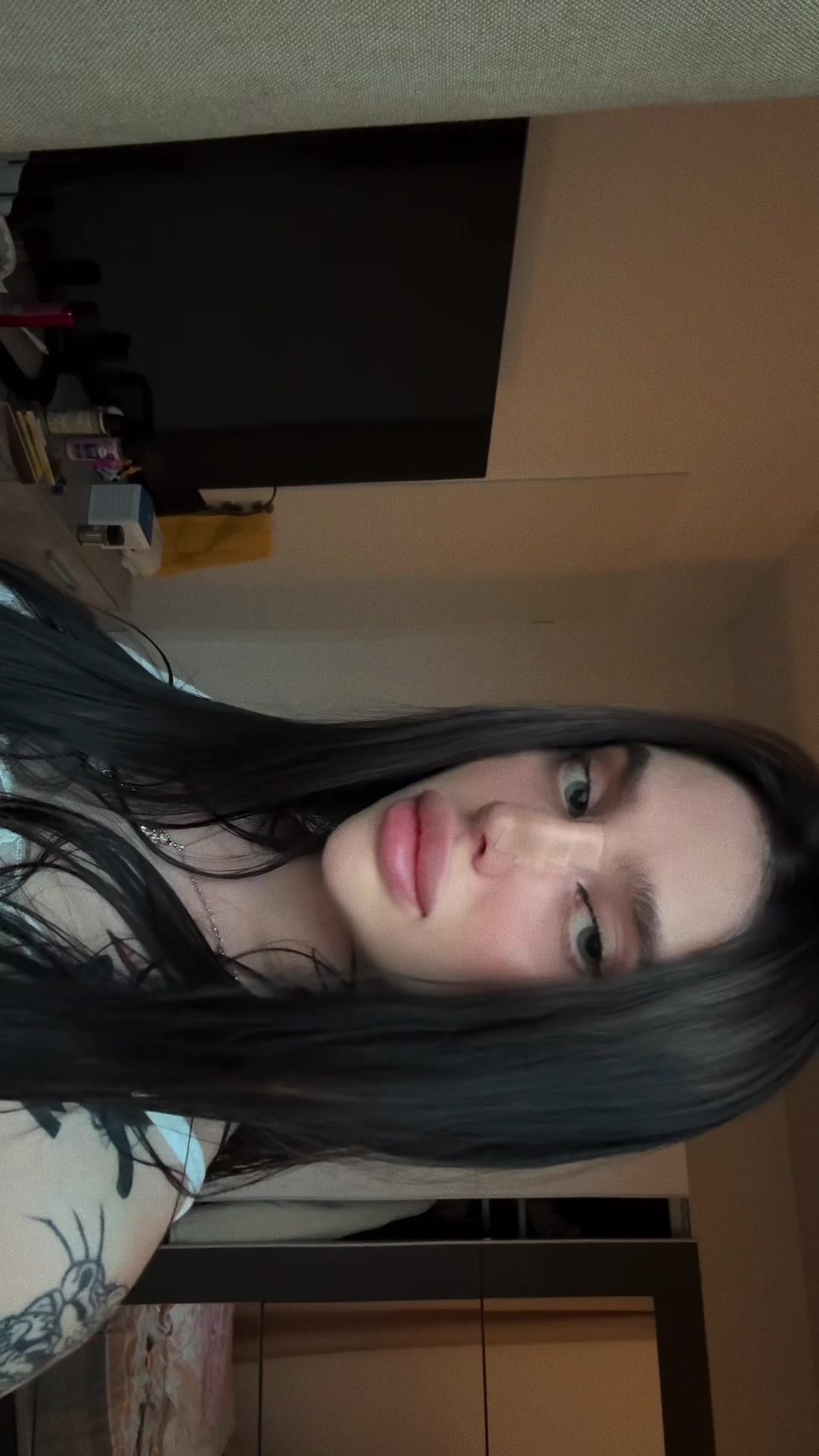 @тгк: Лана дома