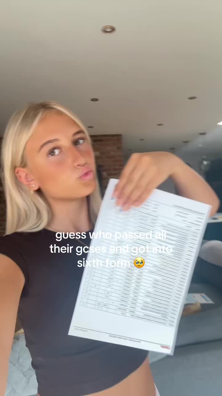 @Poppy Hillcock