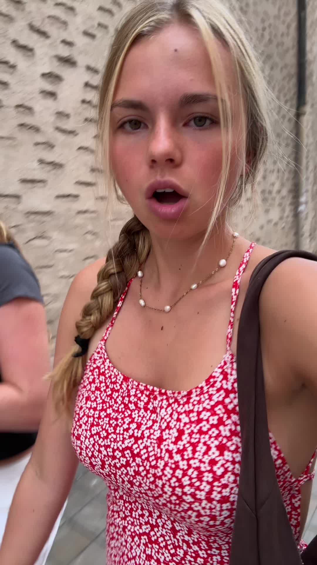 @gwen