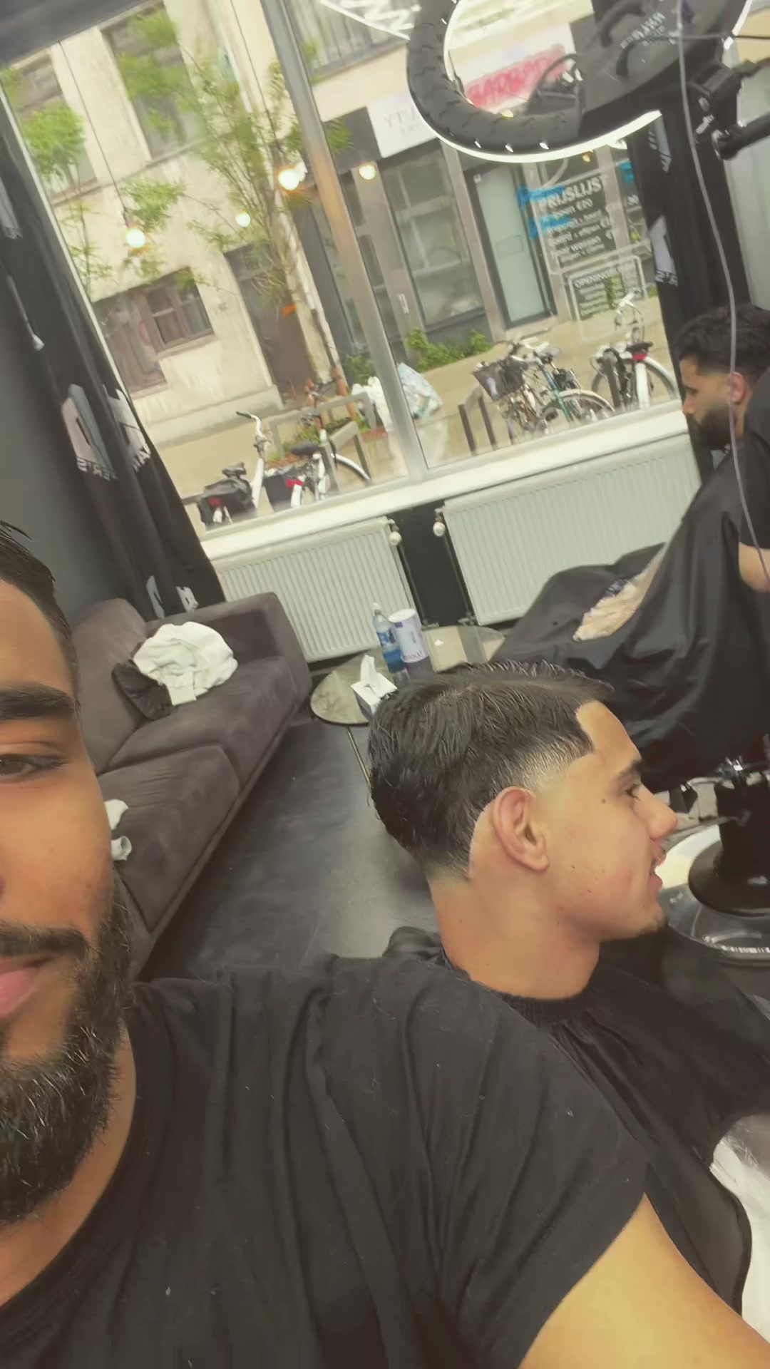 @Barber Cazza