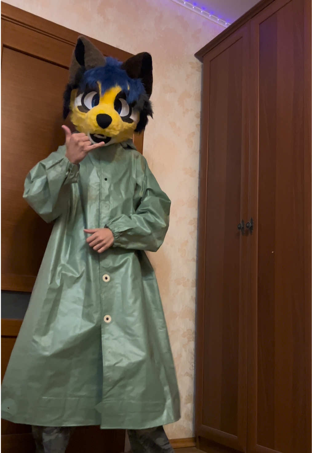 @Furry gaz mask