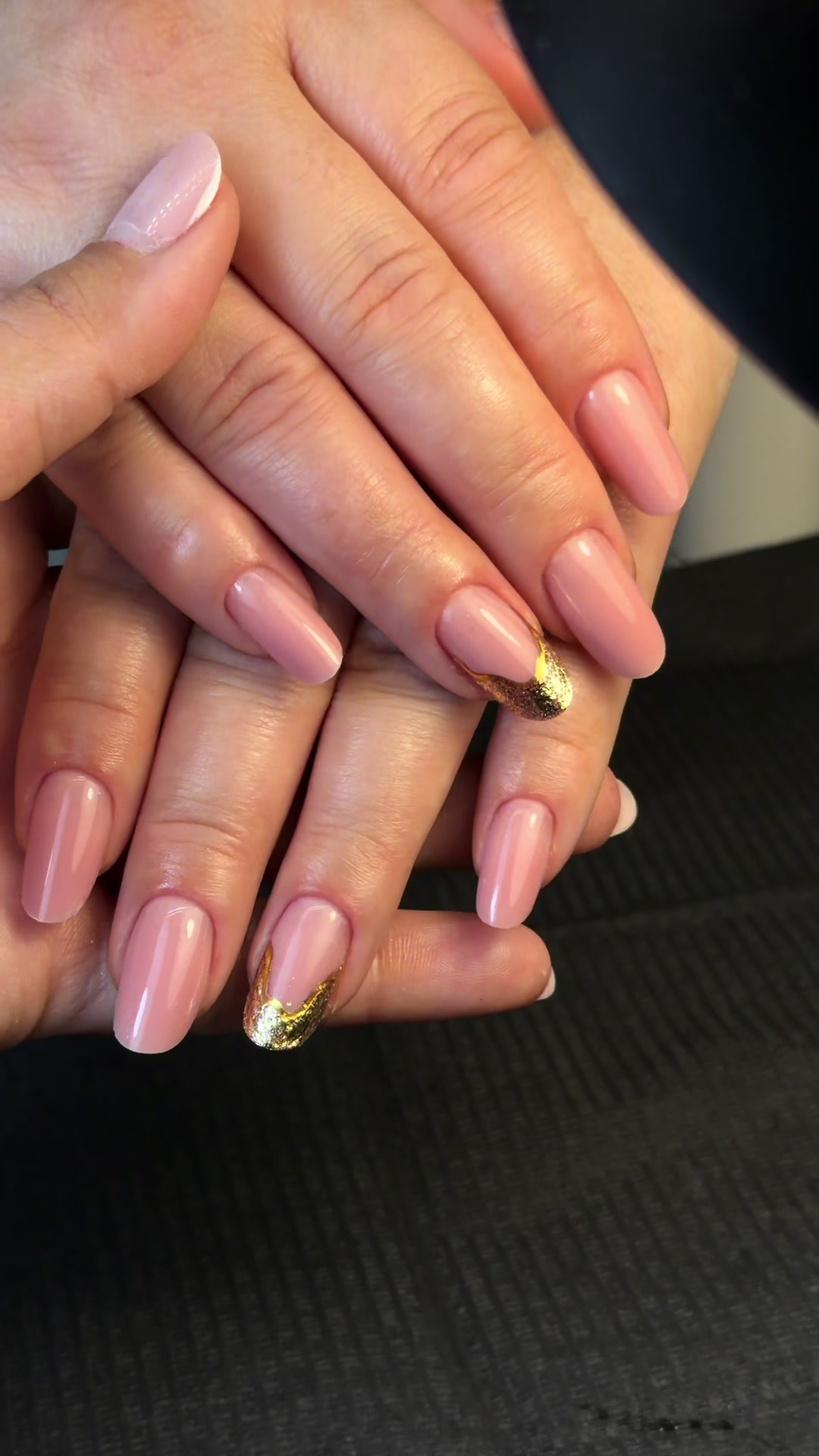 @Lavinia Marin Nails Trainer