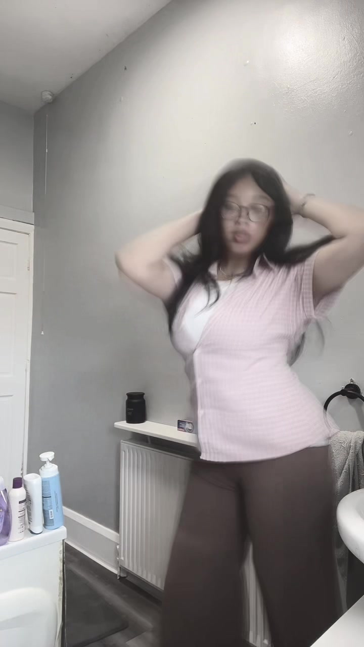 @urfavemixedgirl