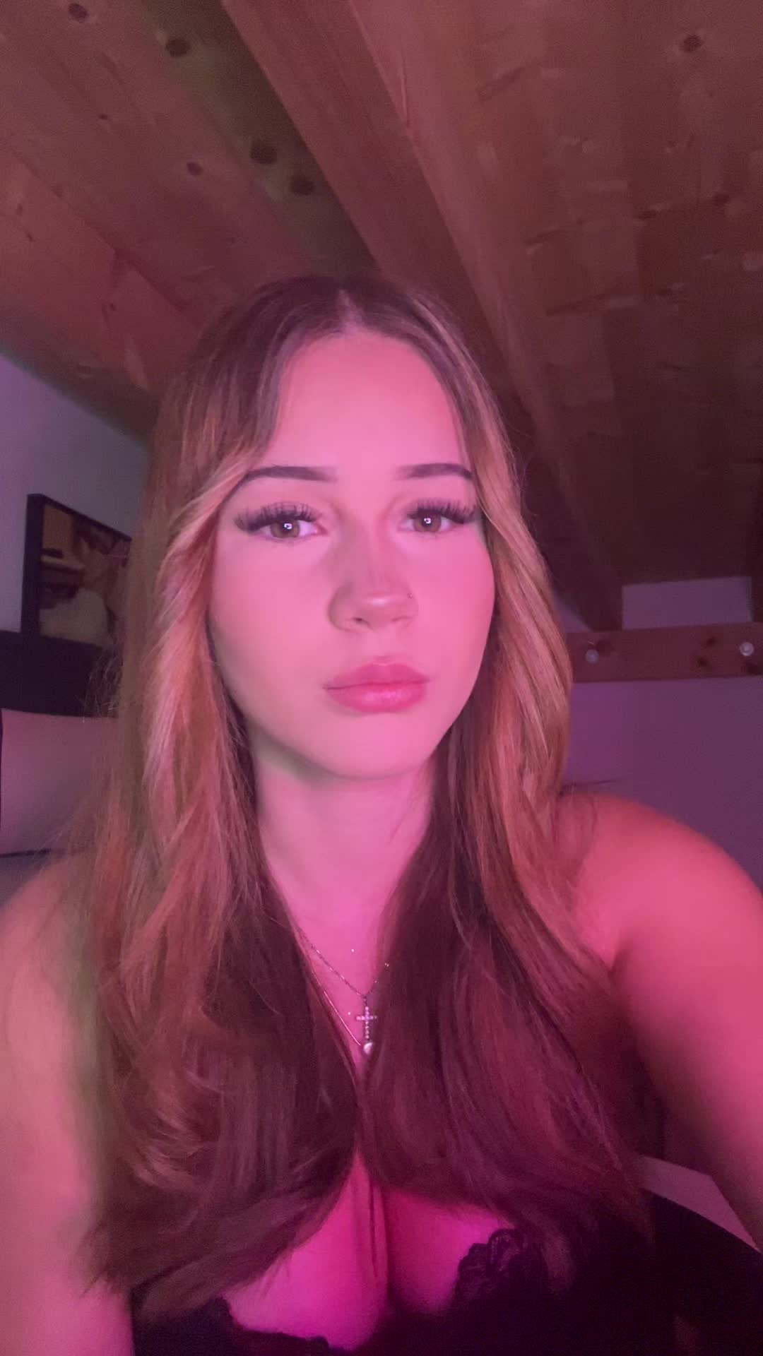 @Emyy