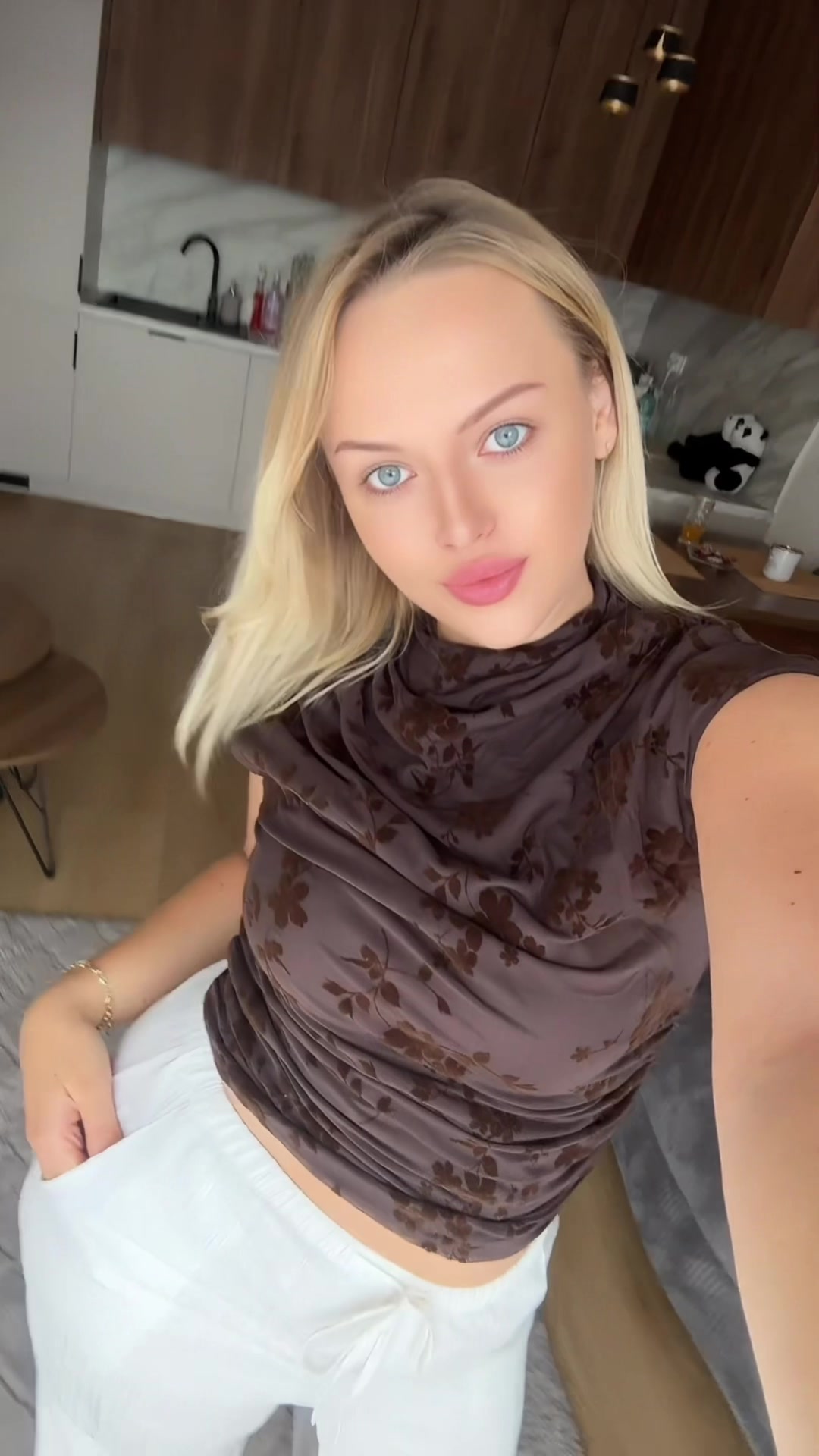 @𝓐𝓷𝓲𝓪🌸
