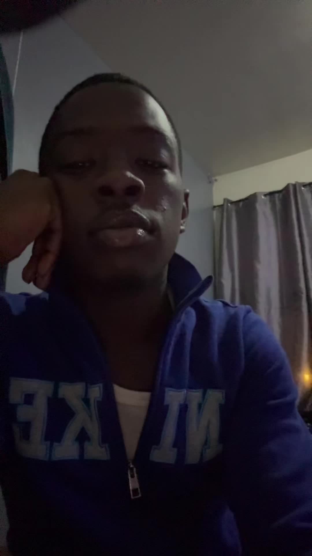 @j