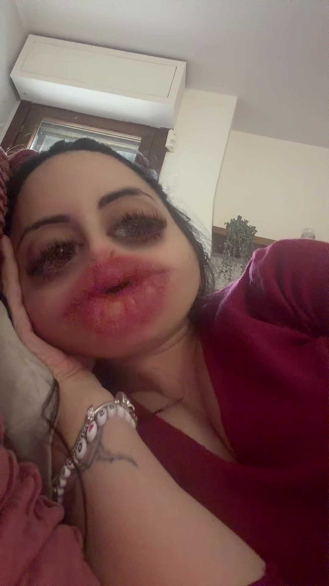 @Laura