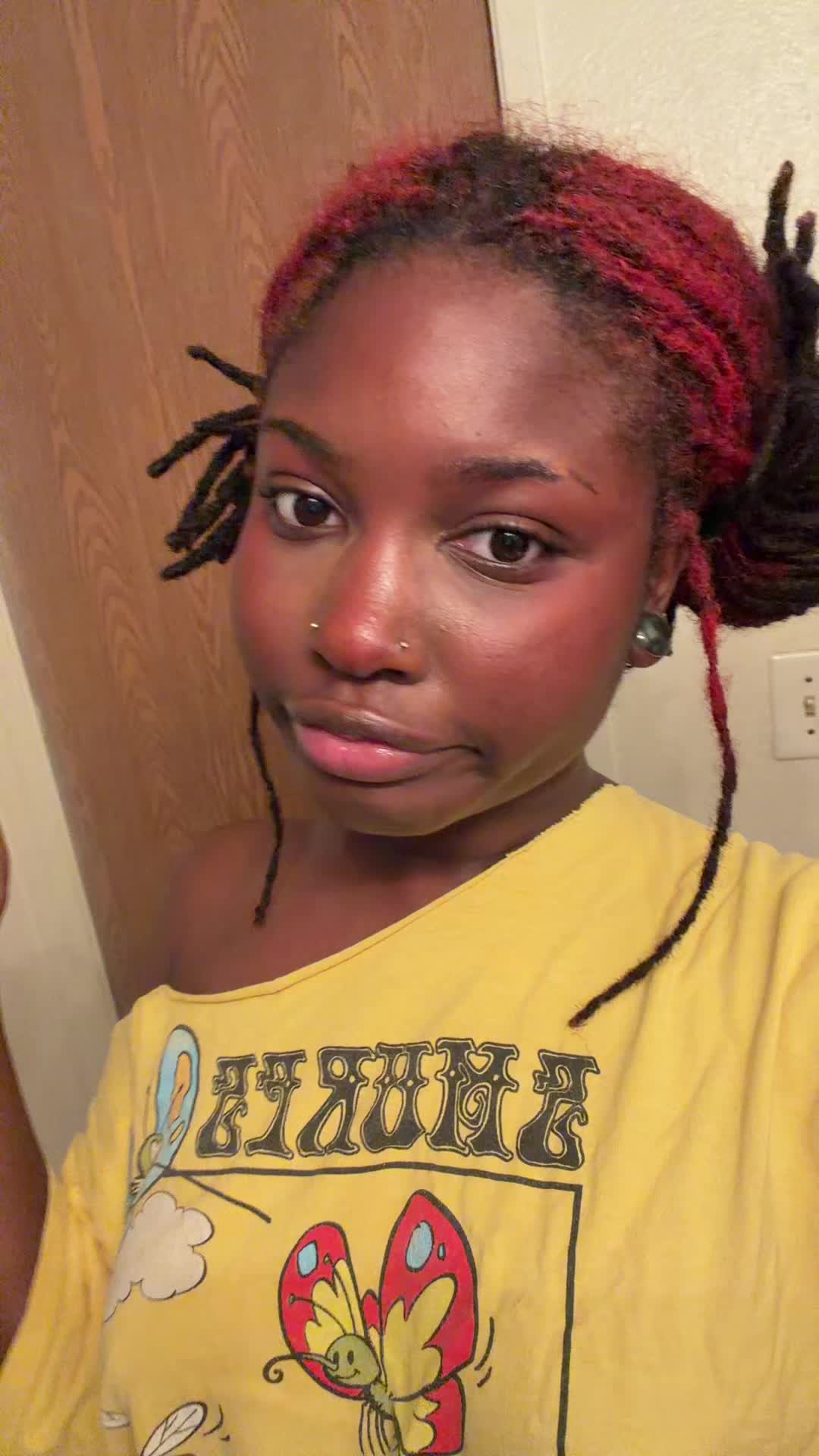@I Iove pretty girls😍.