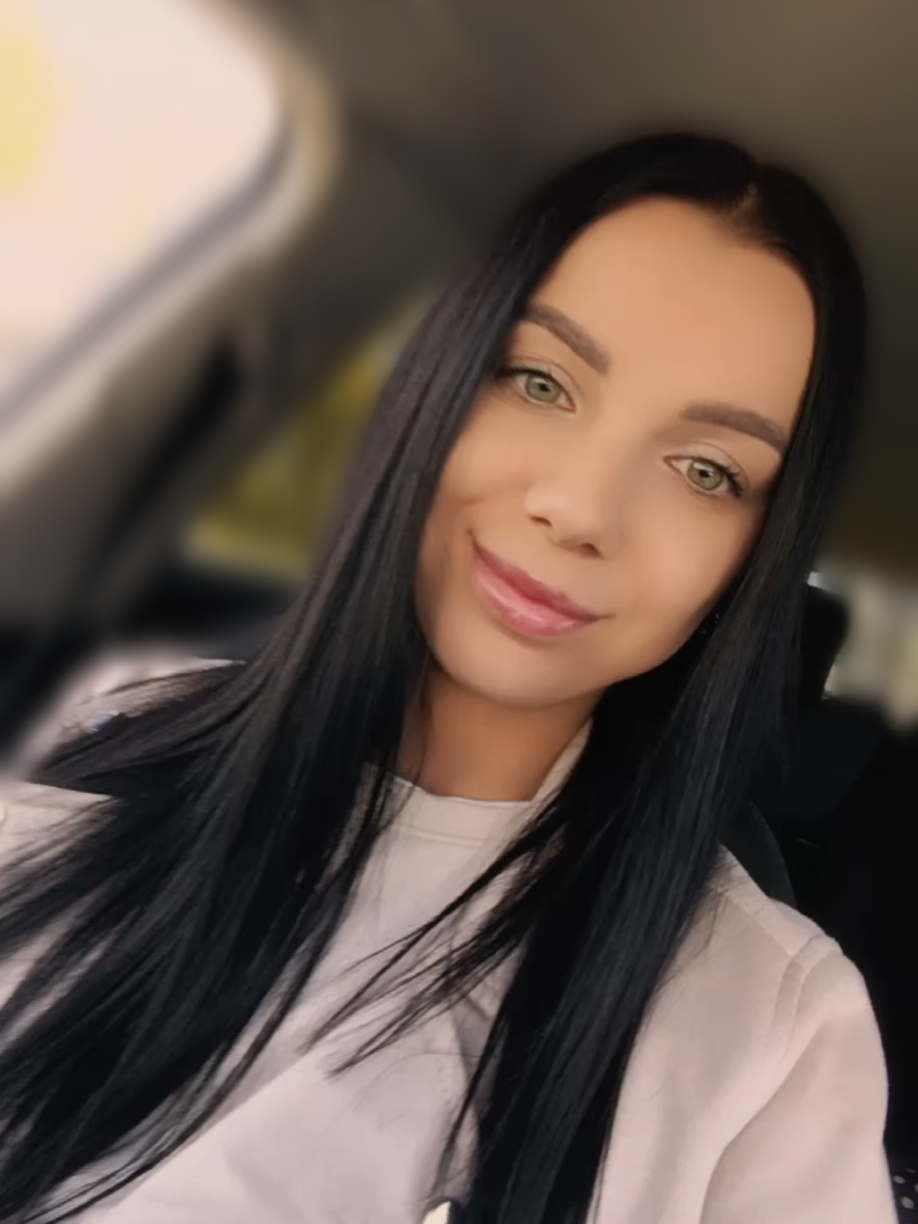 @czarneniebo___
