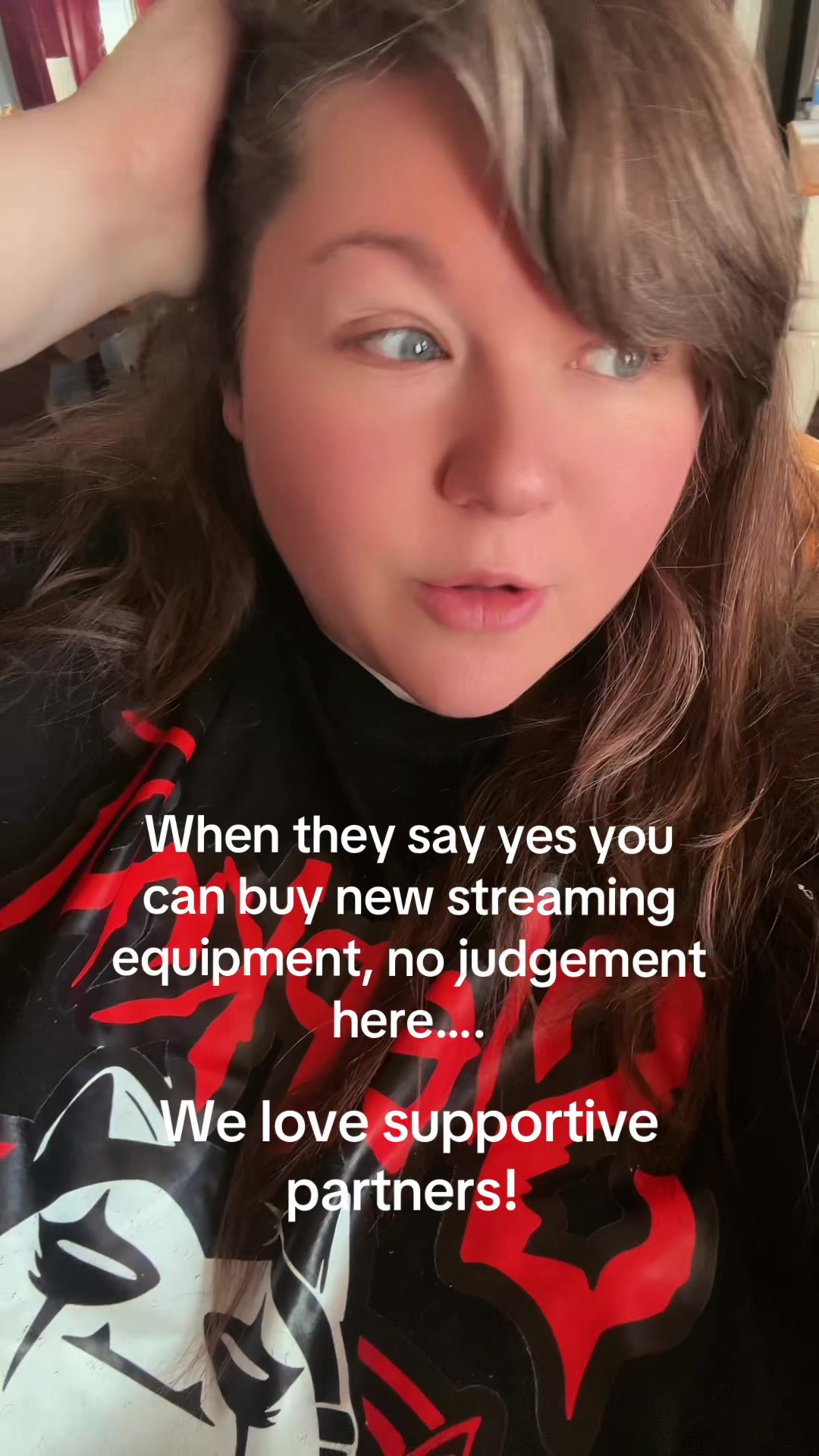@hallochrissycat