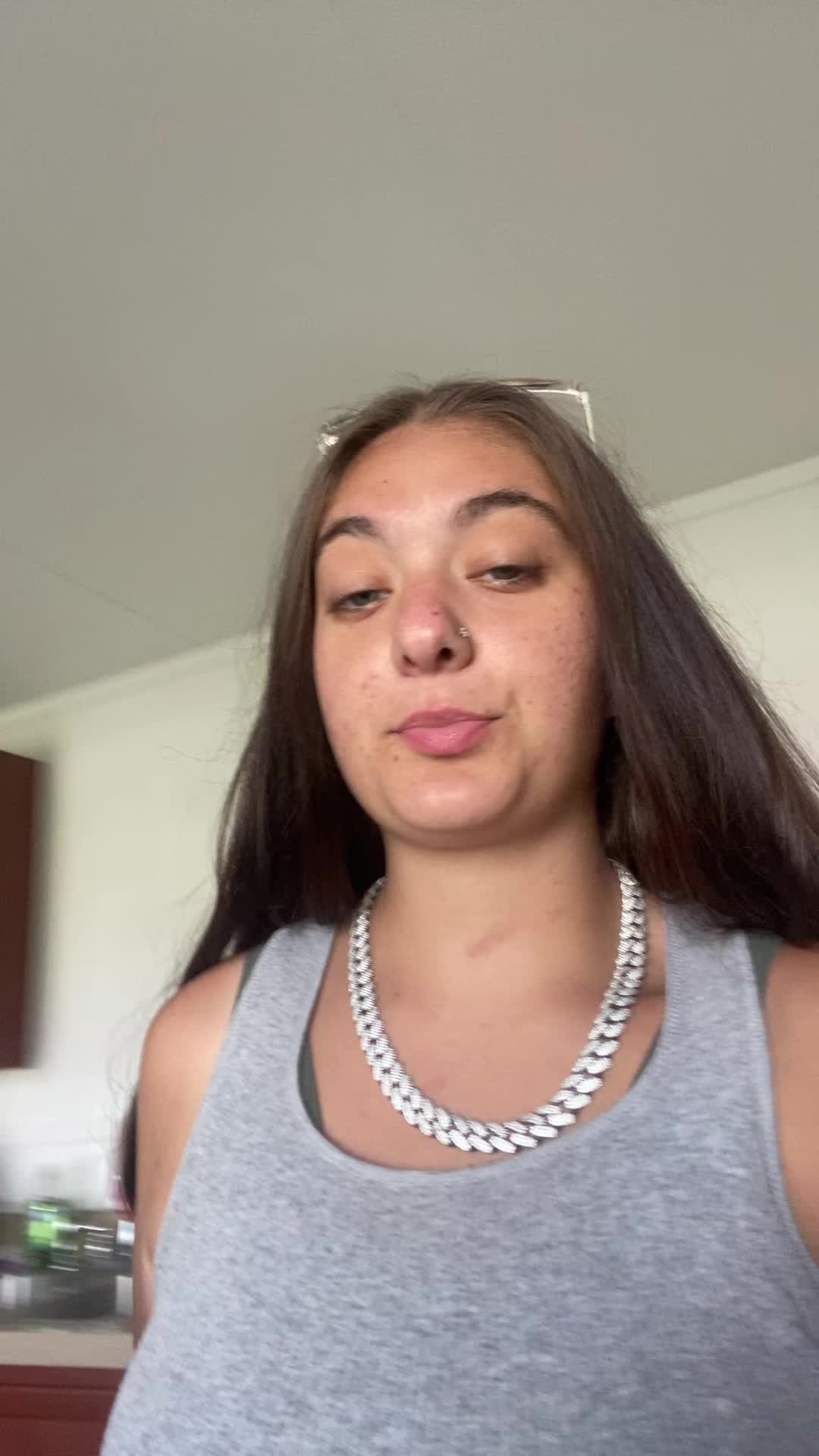 @Lilhazelisfunny;)