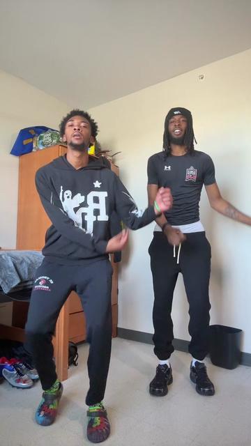 @C3tothurl_🕴️
