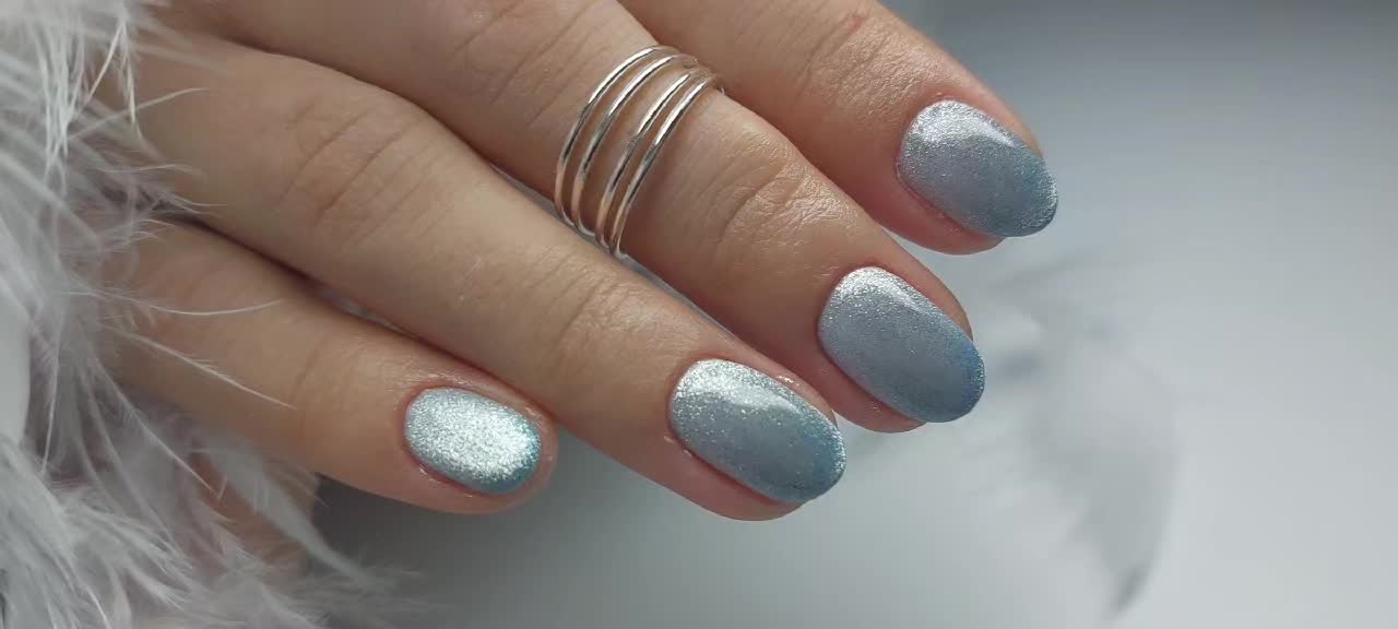 @creativ_nails
