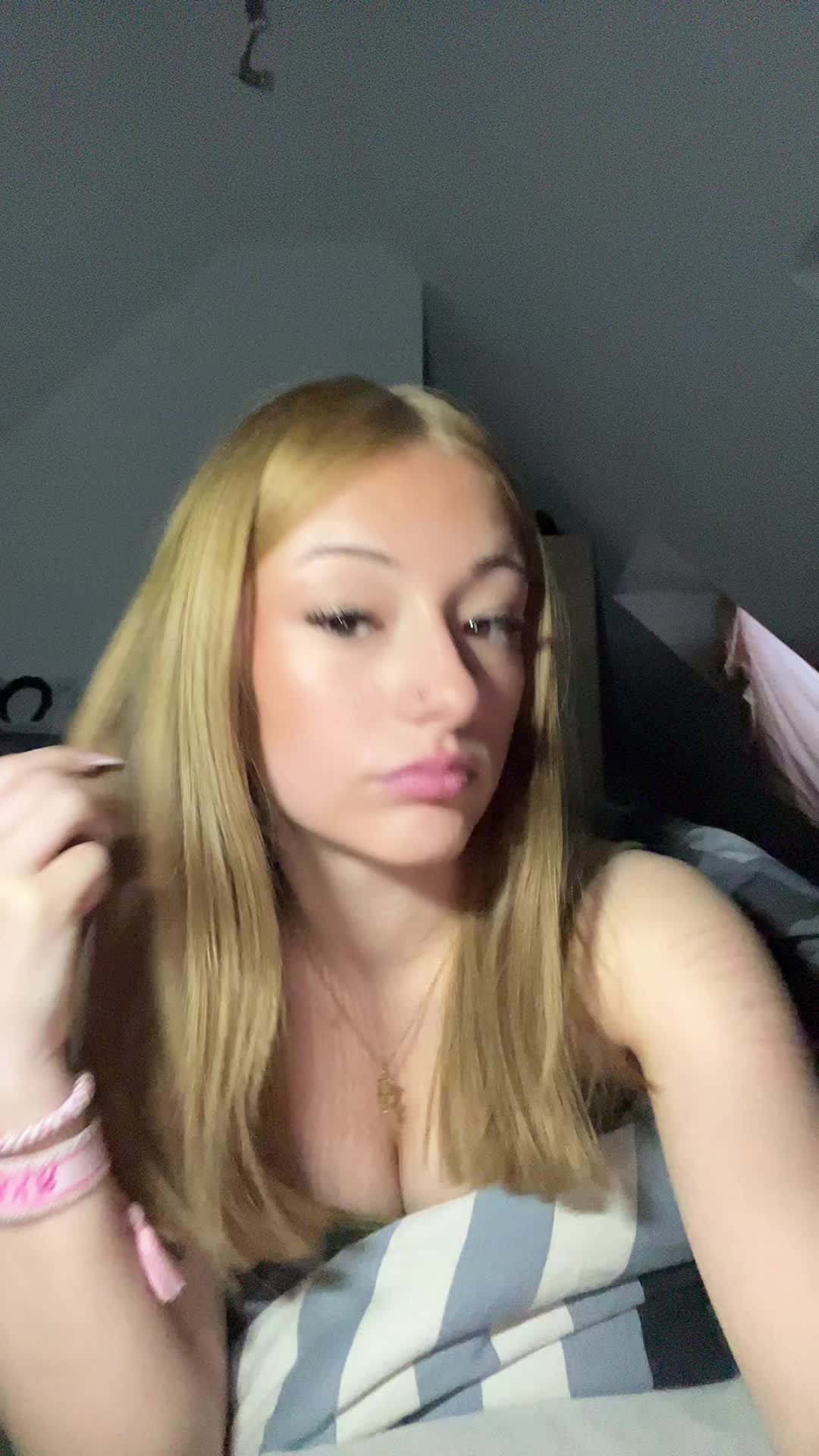 @alicia