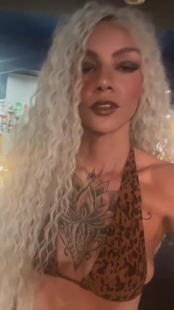 @KirstyCoxxies😈🌶️