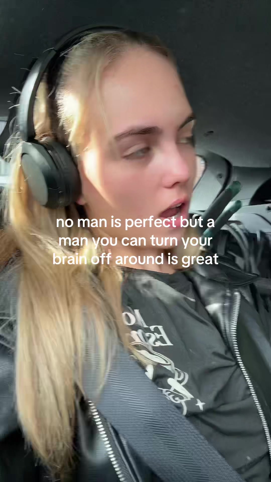 @anais