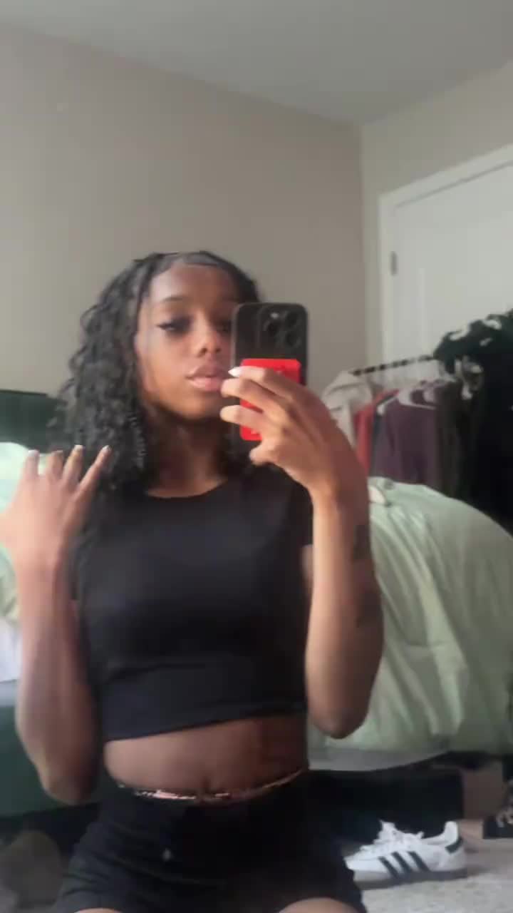 @missemaniii