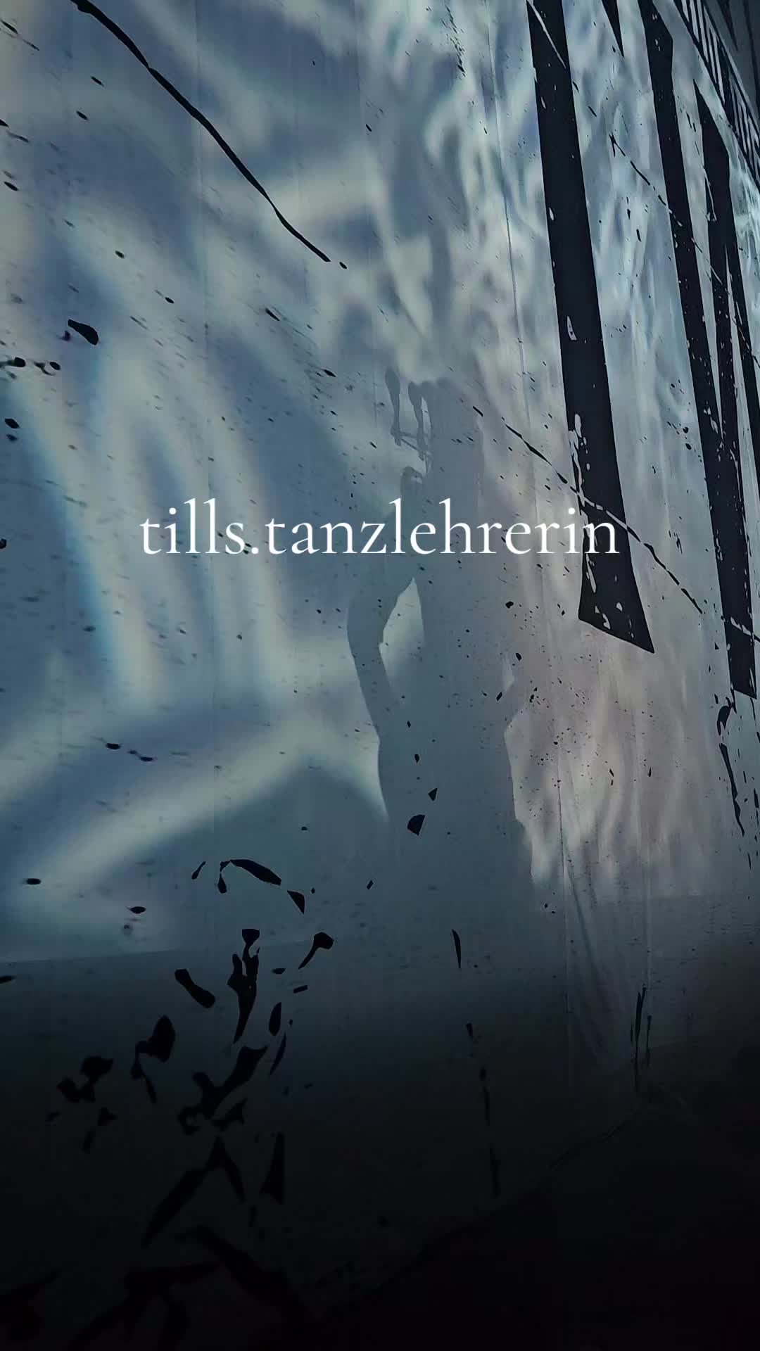 @Tills Tanzlehrerin