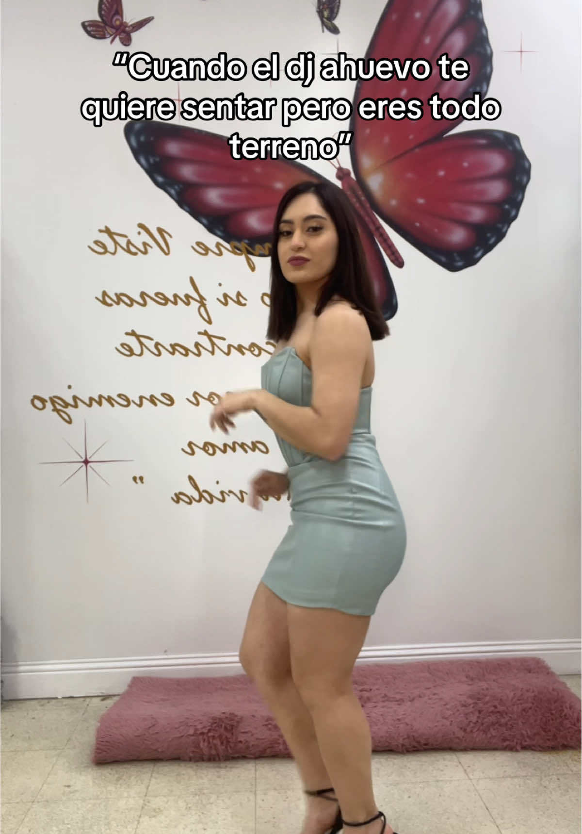 @Hillarylacalentana 👸