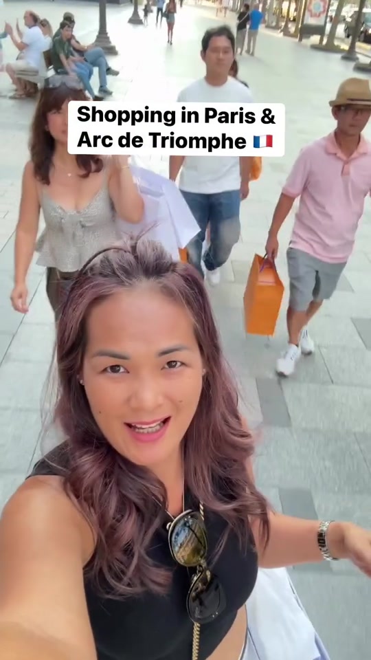 @Ellen Ellie 🇺🇸🇰🇭