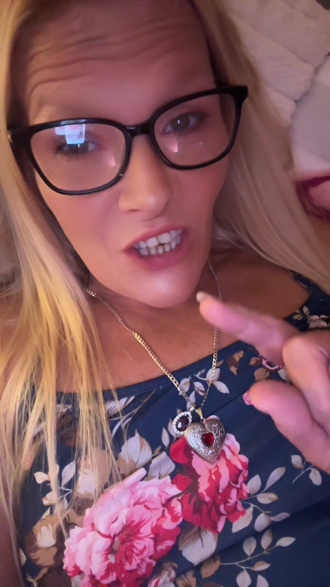 @🥒Miss_B_jadey_marie_martha_🦋