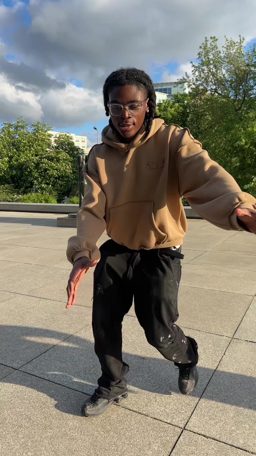 @Apndnd