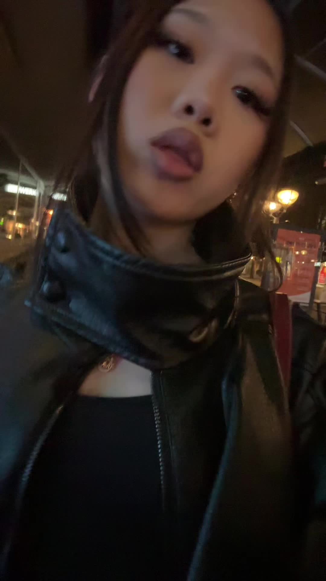 @llindaqq