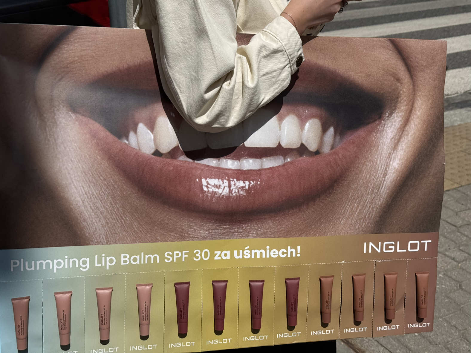 @INGLOT
