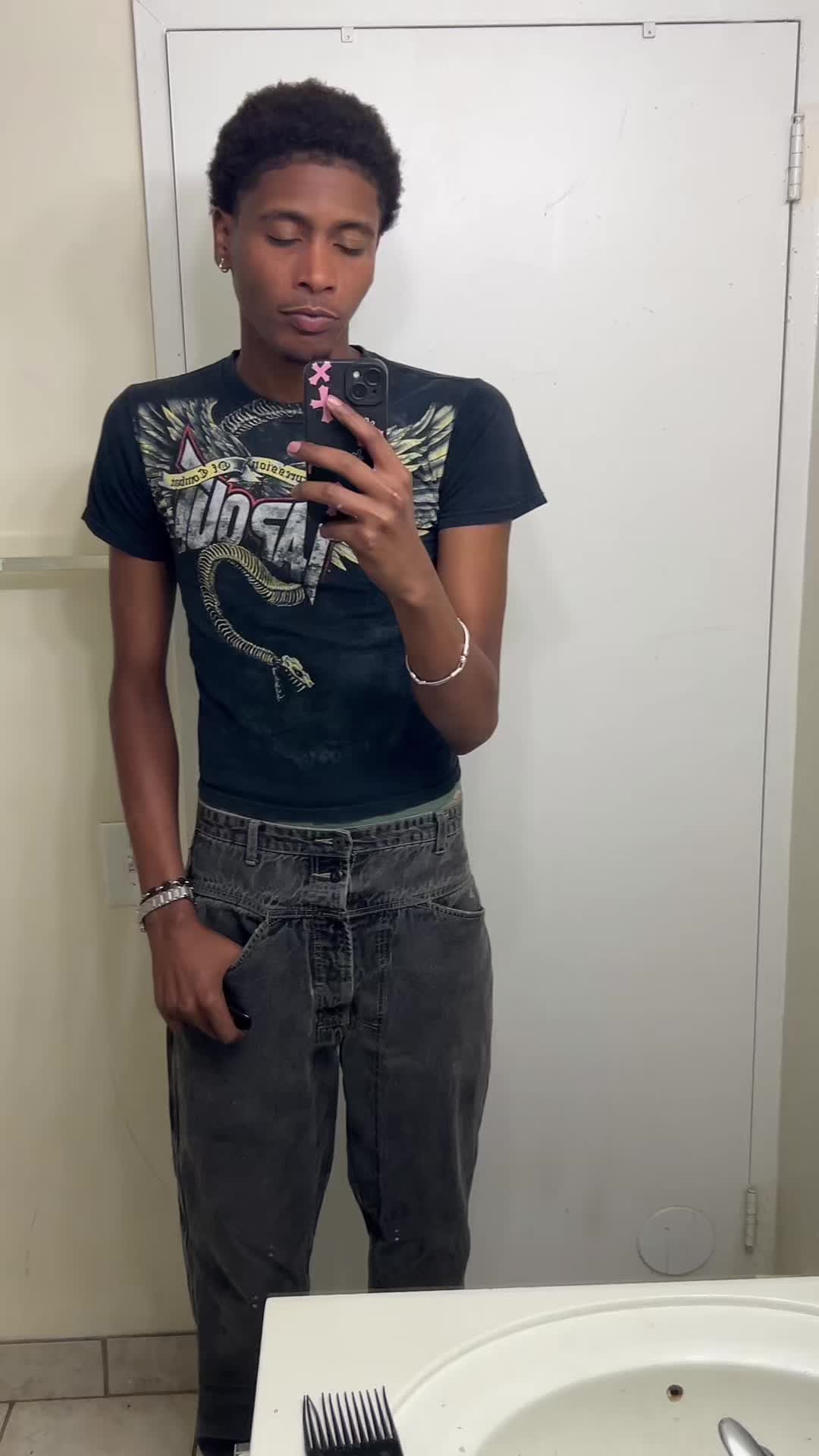 @Manny313_