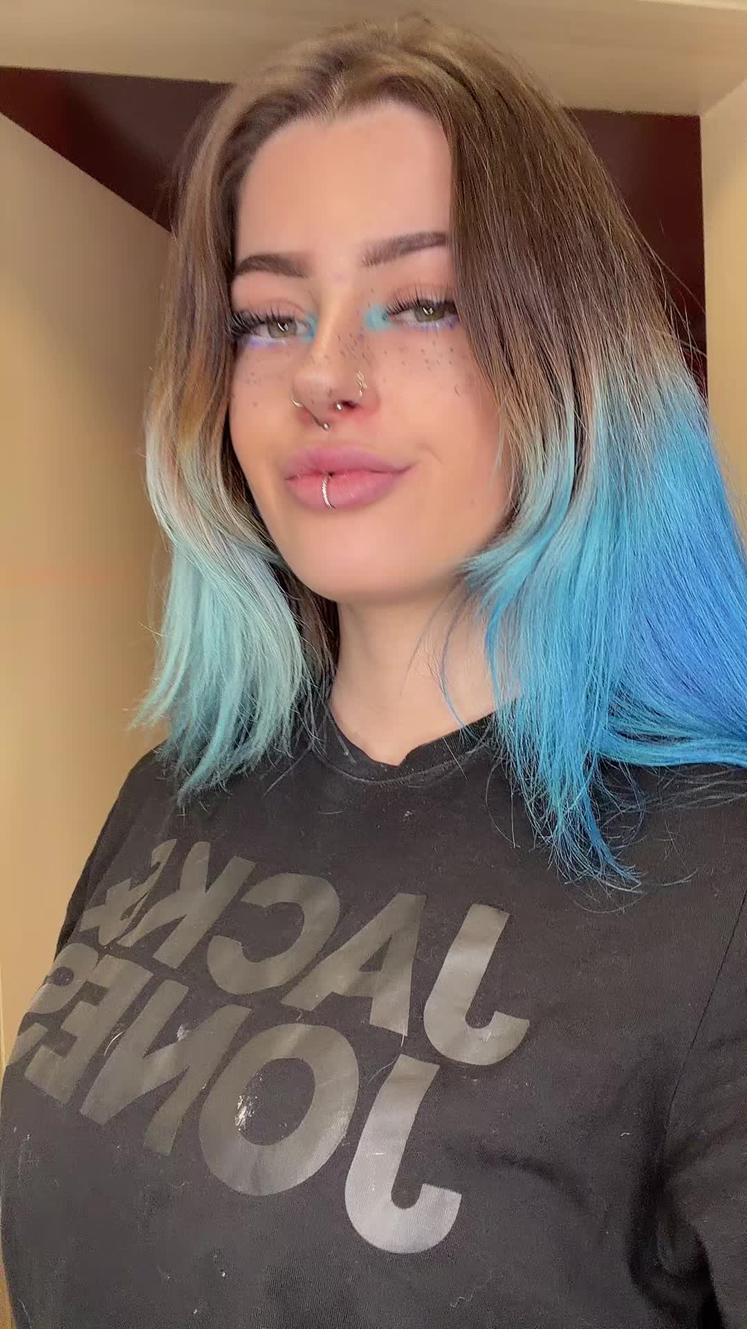 @_becca.cxv_