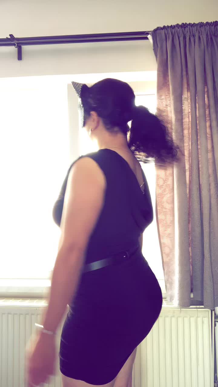 @aveliamoon
