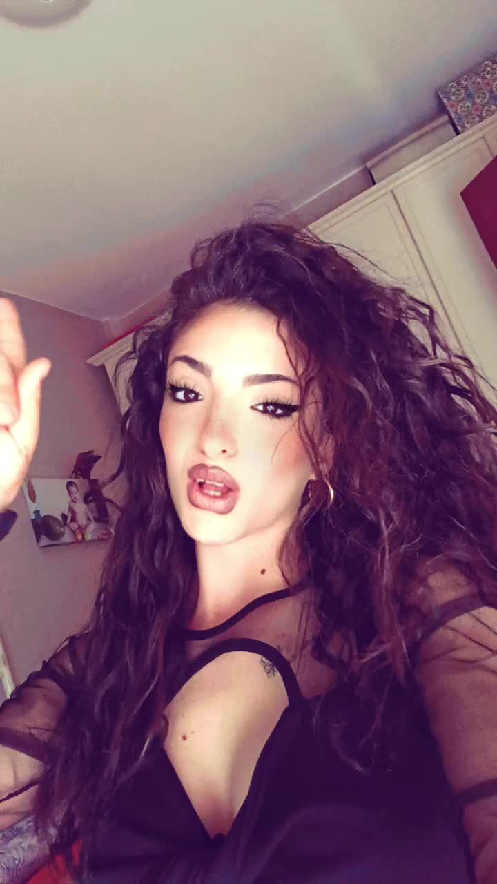 @Katia🖤