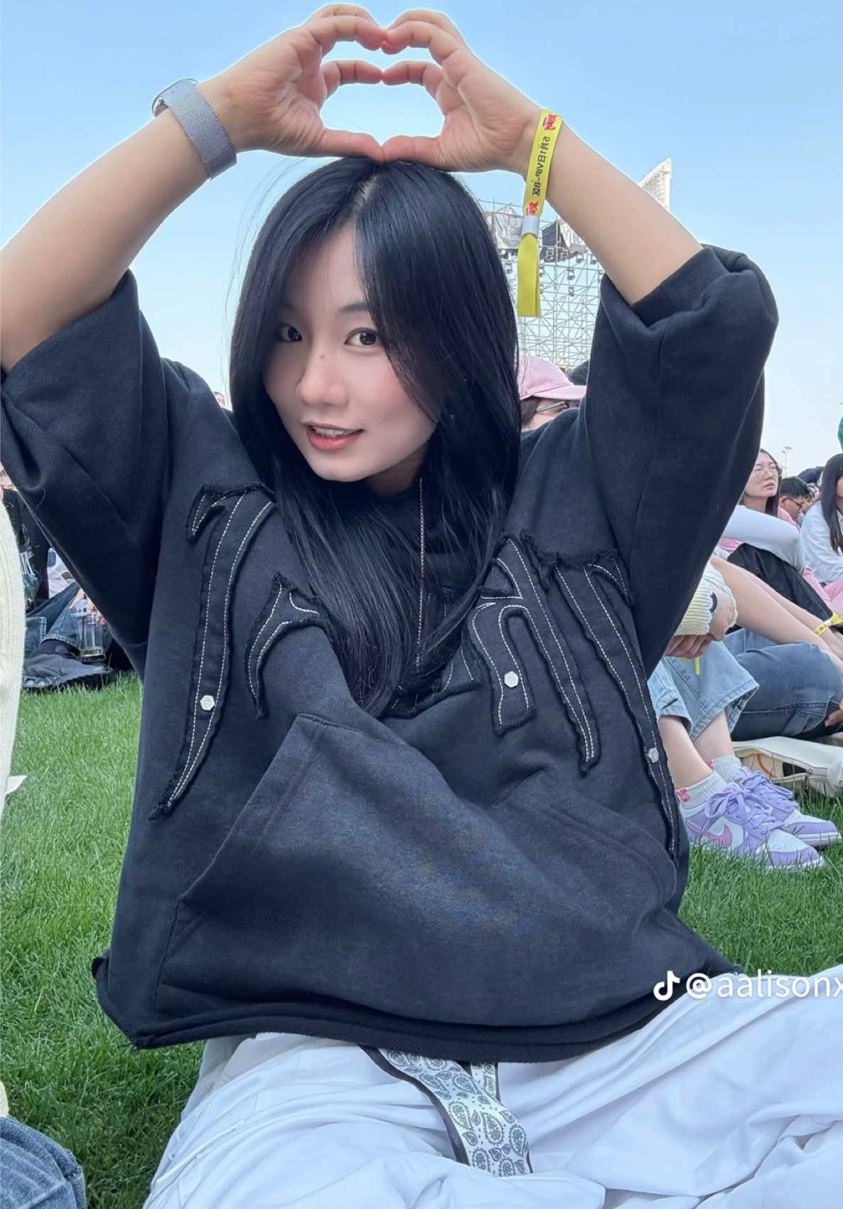 @Sd⋆˚꩜。💥