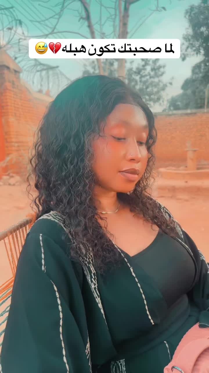 @Queena_manu