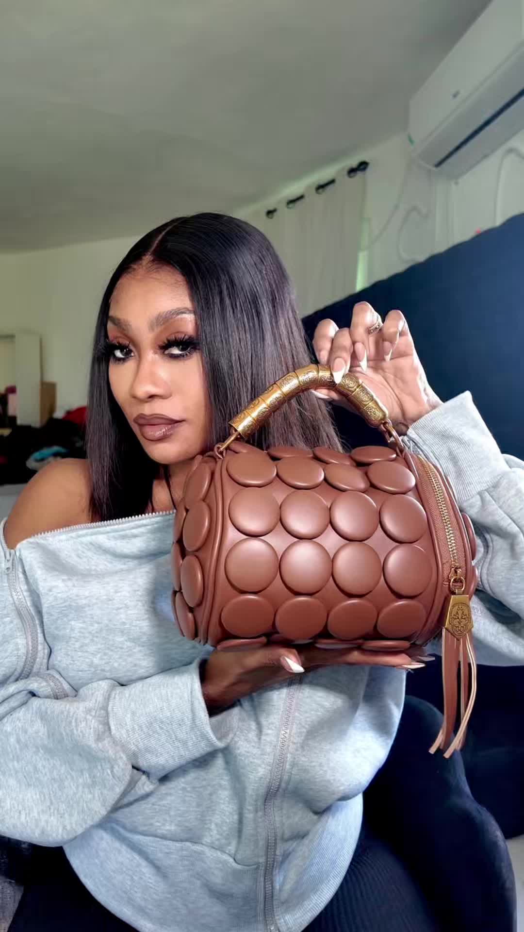 @Tameika || Wig Influencer