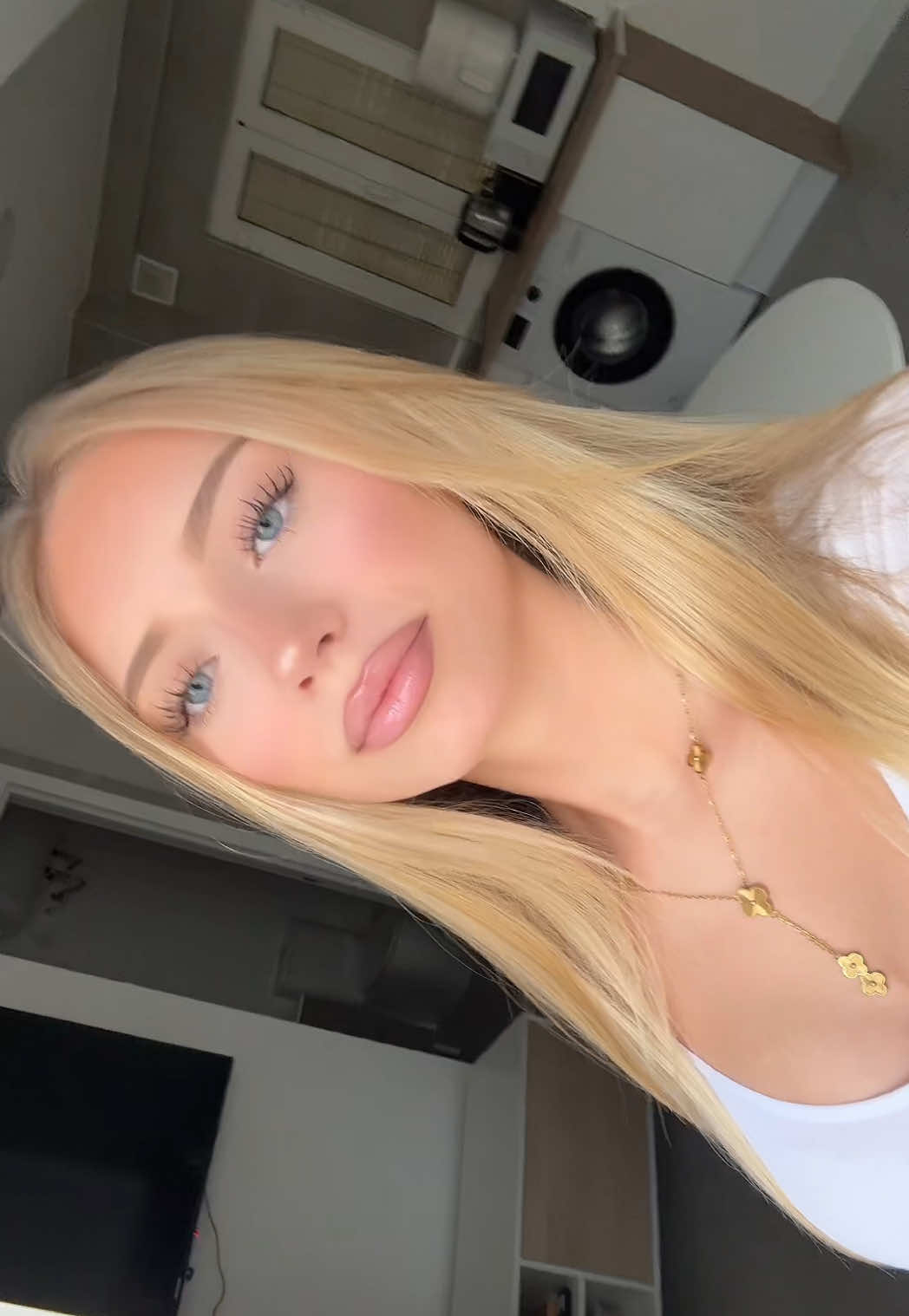 @zoee