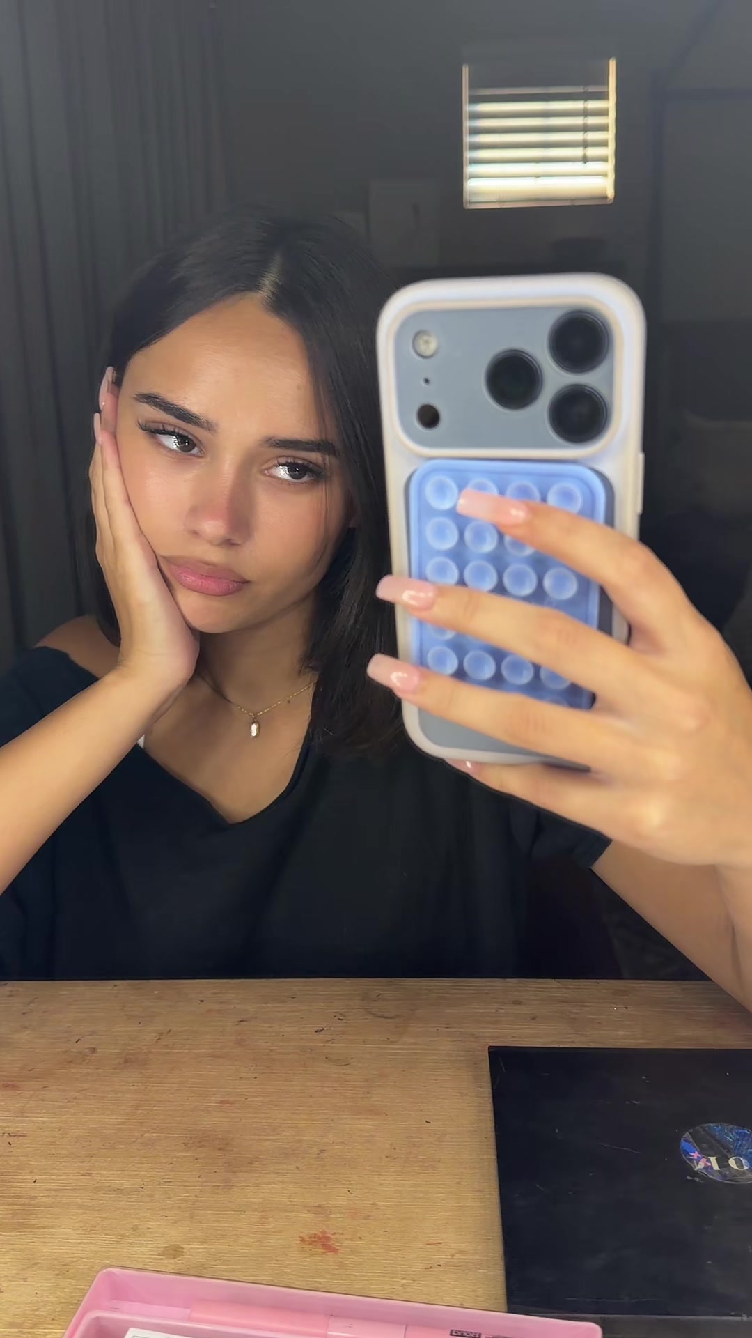 @avahsue
