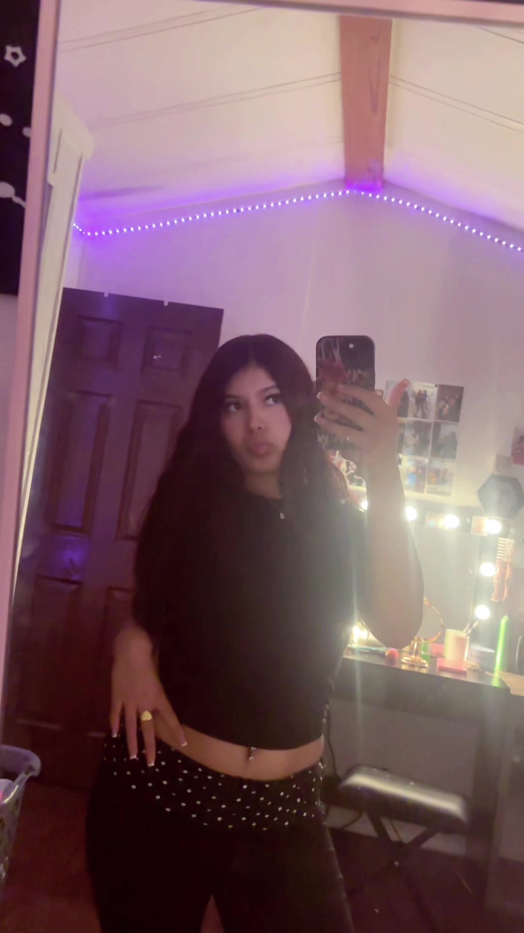 @ℯ𝓁ℯ𝓃𝒶ꨄ