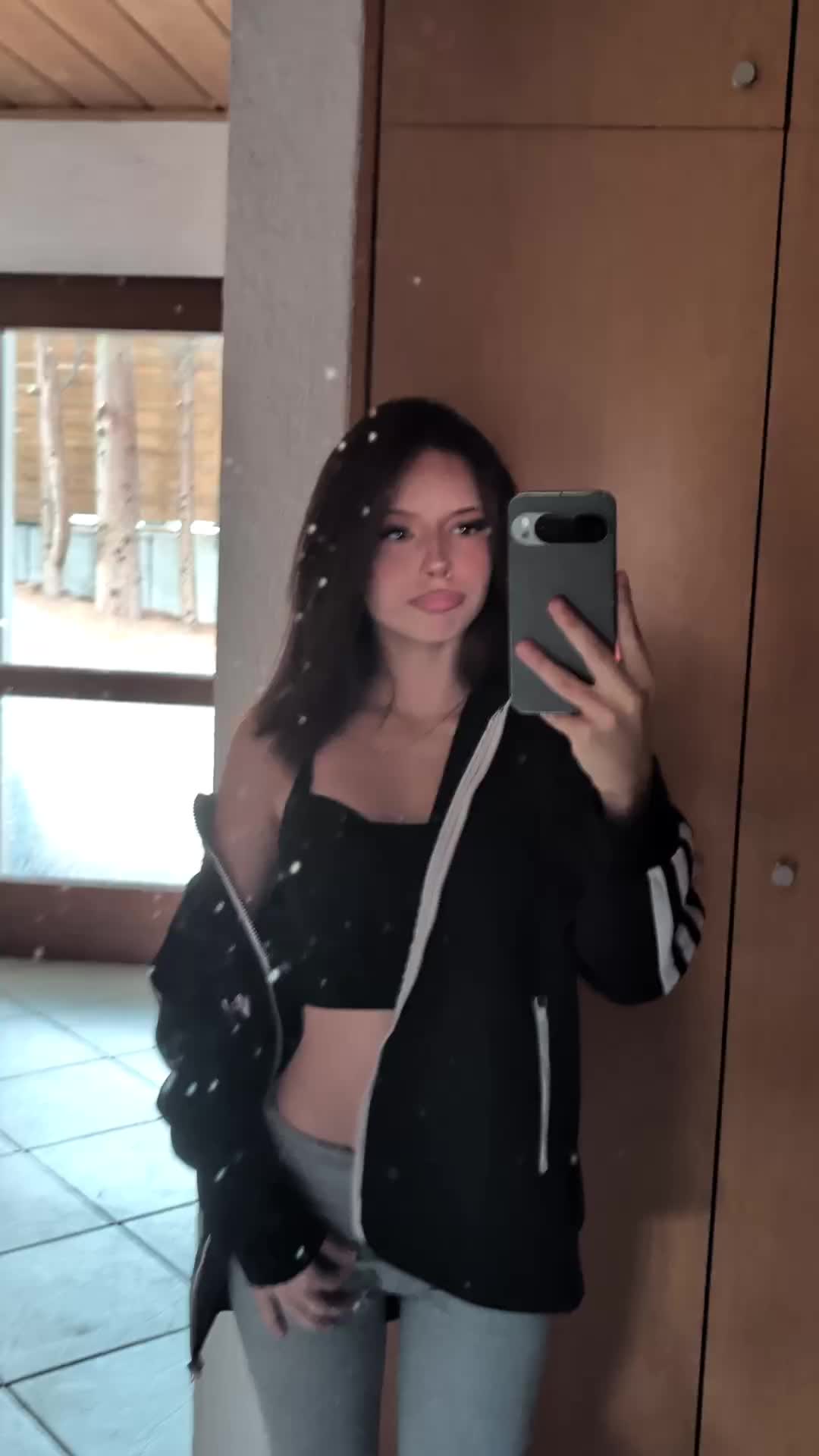 @Leony_8754
