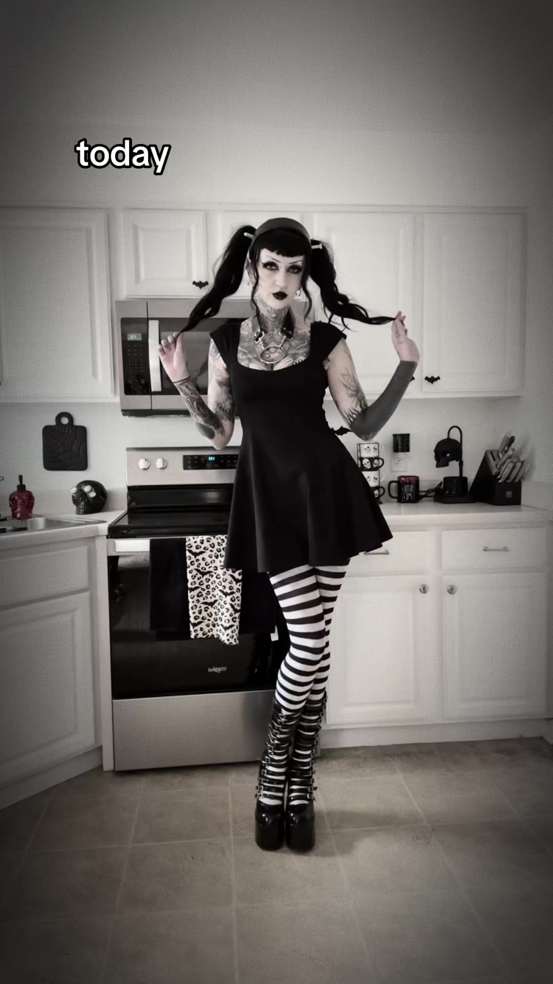 @☠︎︎HORRORHAILEY☠︎︎
