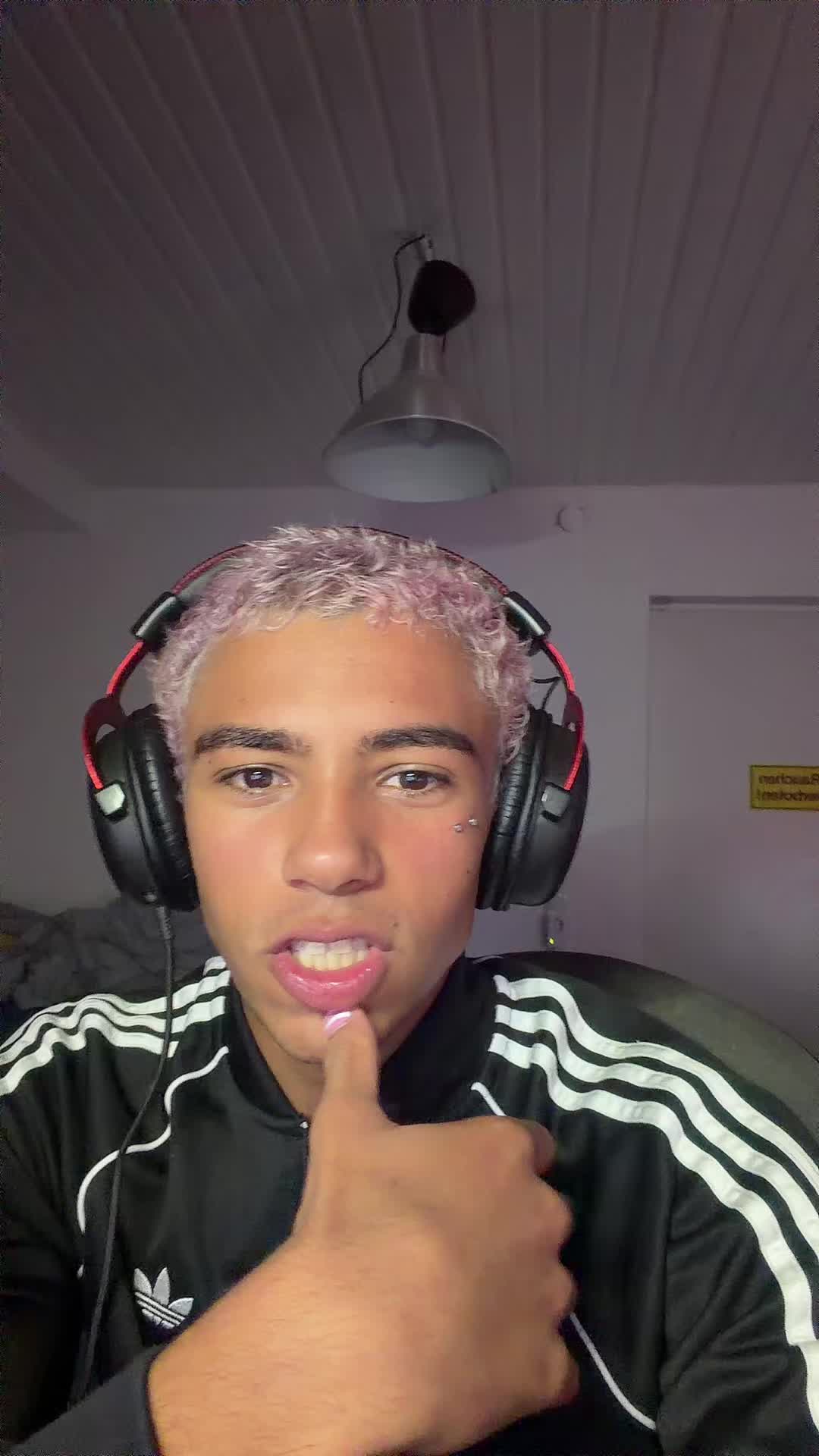 @Marlon