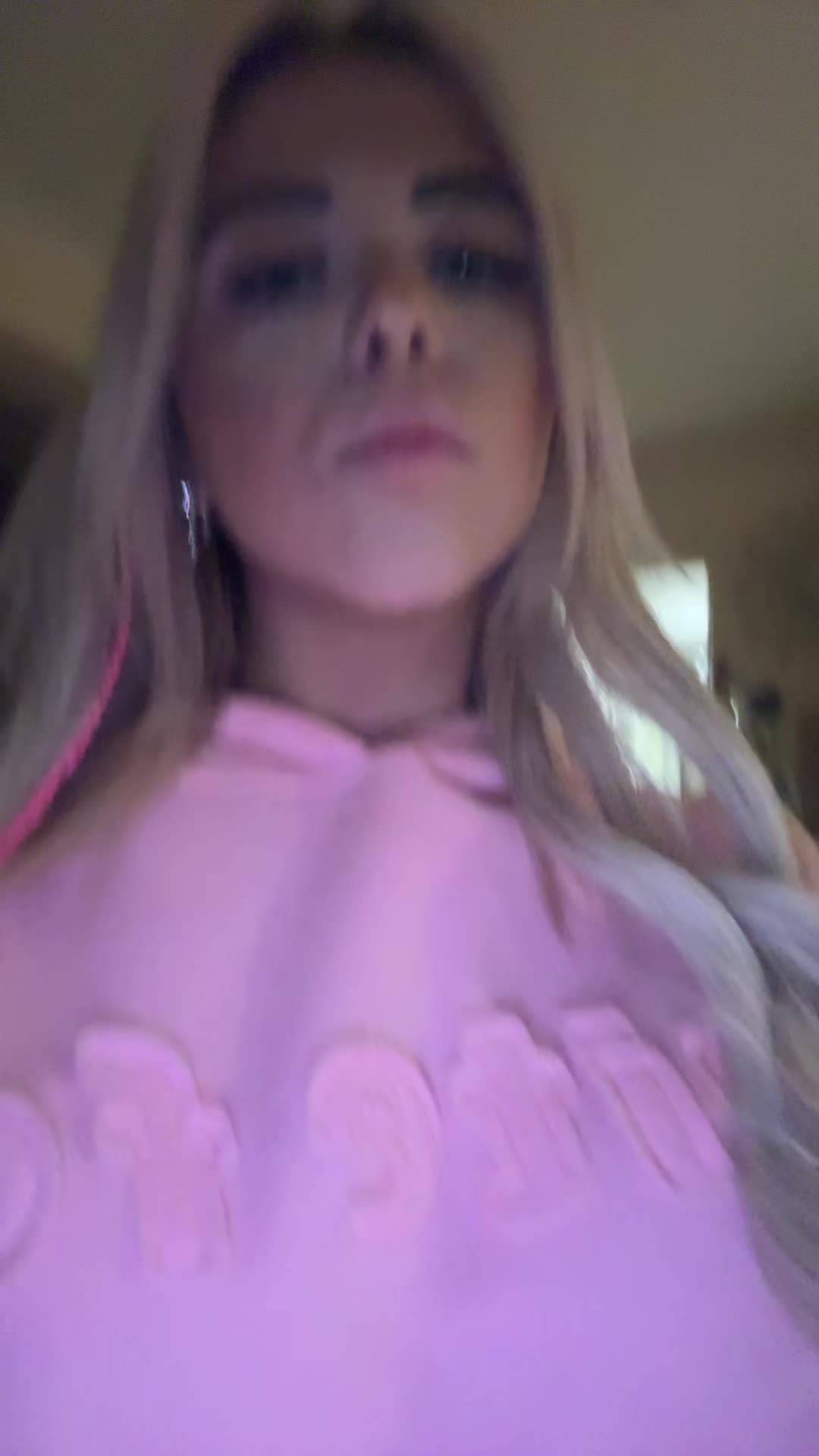 @yazminellie