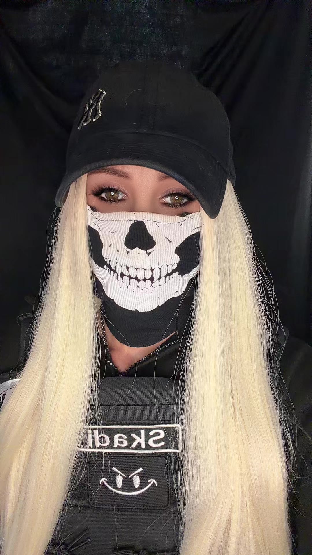 @ChaosQueen-Skadi 🥀