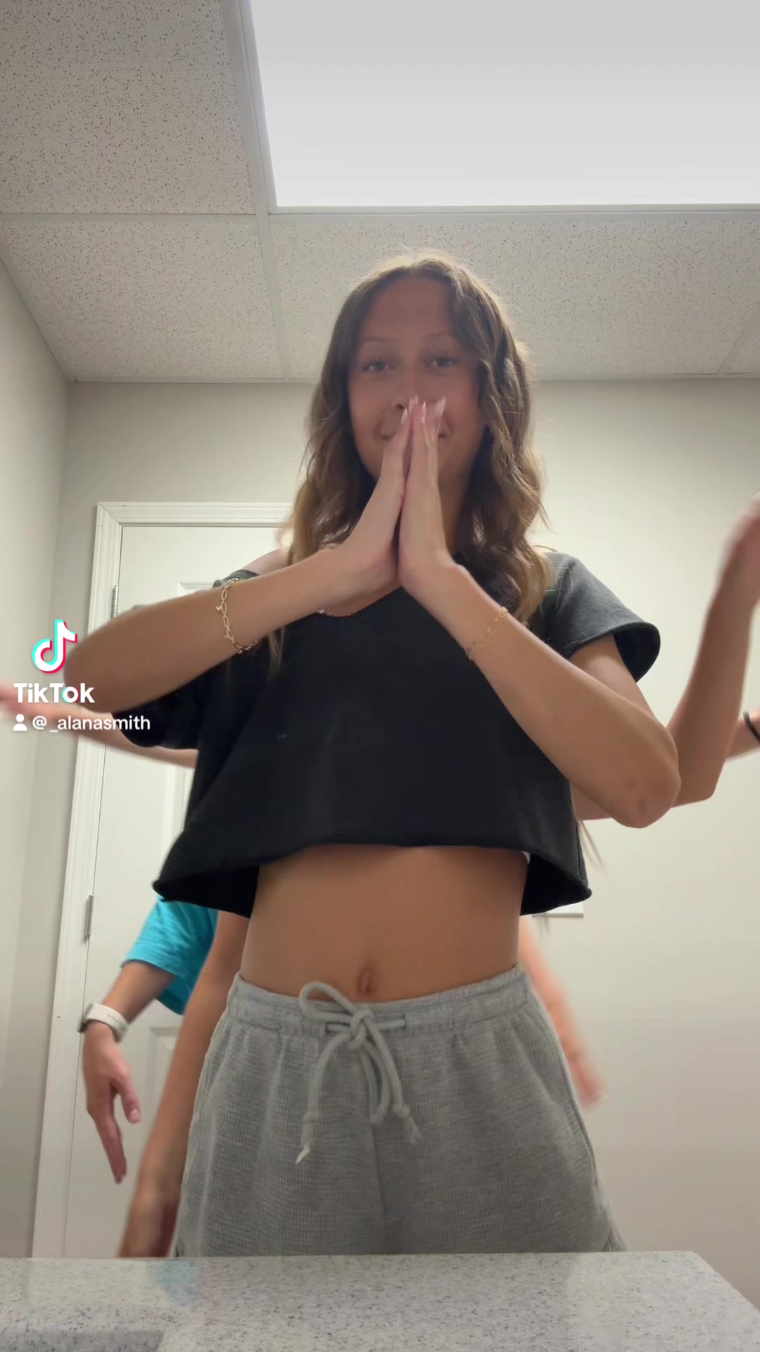 @alanasecrethello