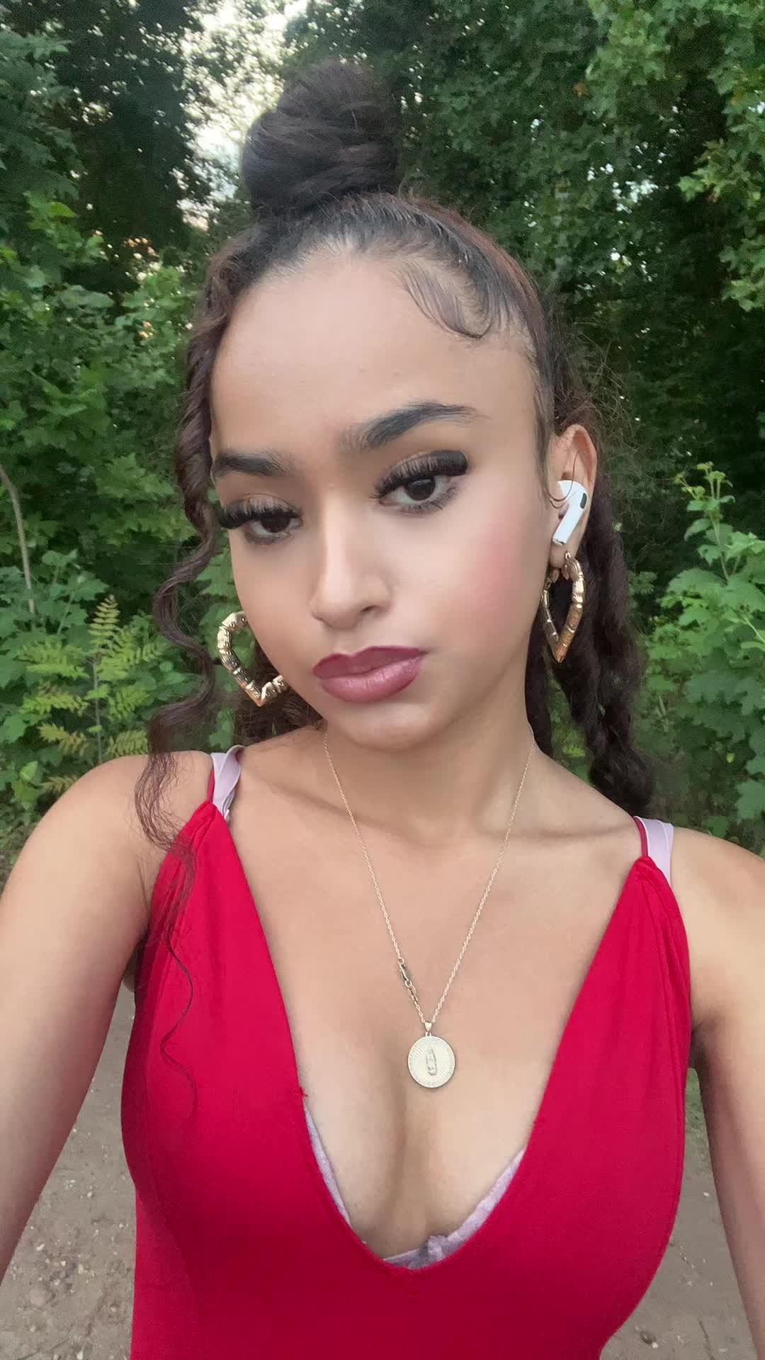 @Maria